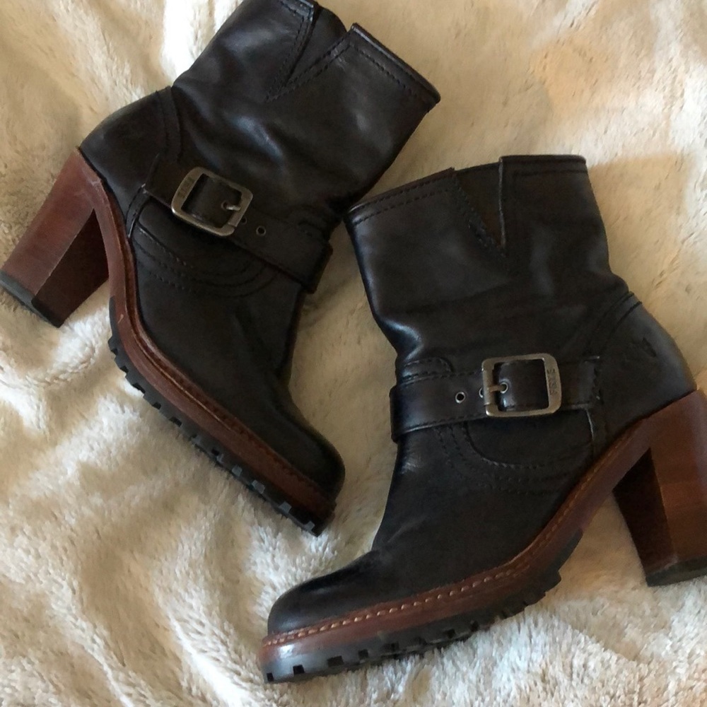 Frye Boots Size 8